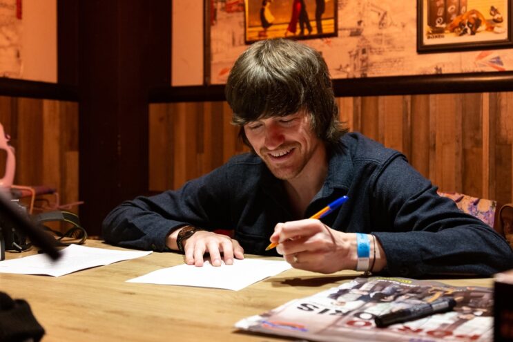 Тверь глазами столичного музыканта: Эксклюзивное интервью солиста группы Porto Moris Антона Попова Тверь глазами столичного музыканта: Эксклюзивное интервью солиста группы Porto Moris Антона Попова