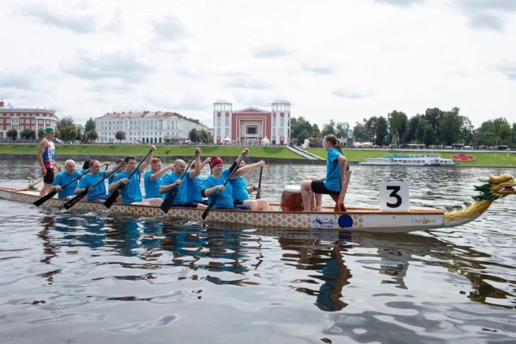 В Твери прошел IX фестиваль гребли на лодках-«драконах»