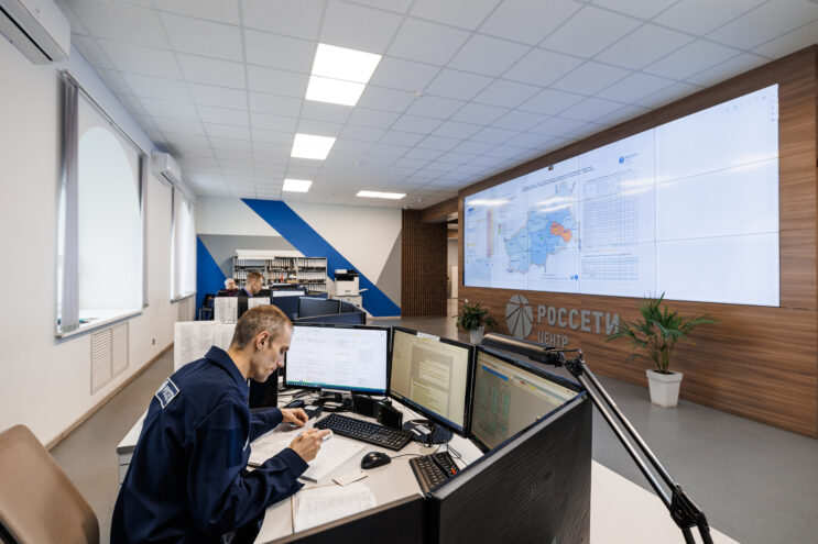 Специалисты «Тверьэнерго» готовы к прохождению грозового фронта