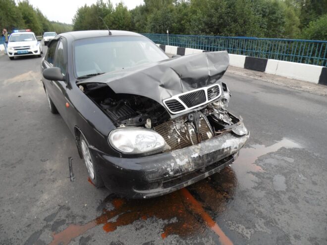 В Тверской области пассажир получил травмы в ДТП с двумя иномарками
