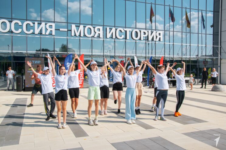 Семьи Тверской области приняли активное участие в фестивале Движения Первых «Семейная команда»