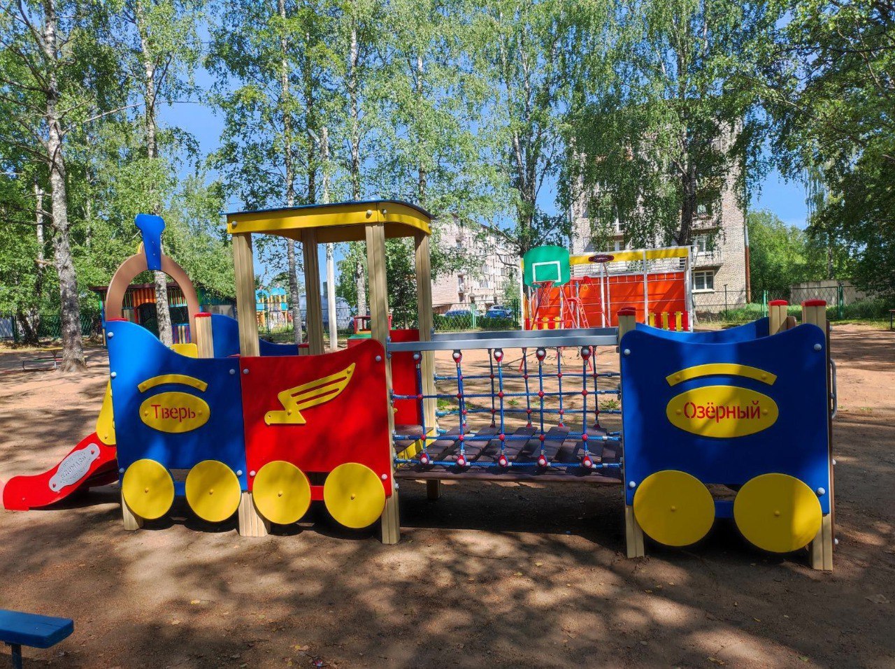 В детских садах Тверской области устанавливаются новые игровые комплексы В детских садах Тверской области устанавливаются новые игровые комплексы