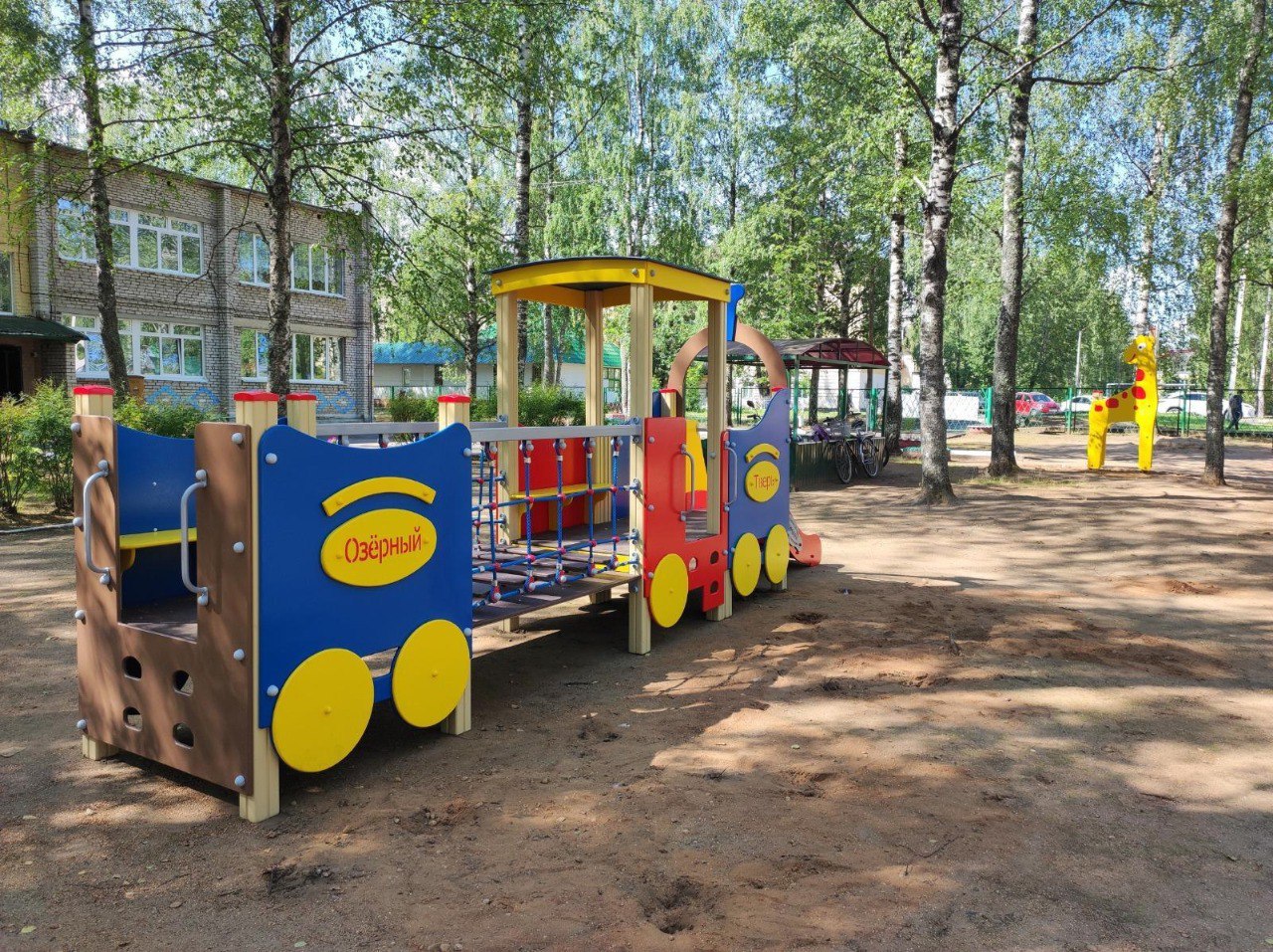 В детских садах Тверской области устанавливаются новые игровые комплексы