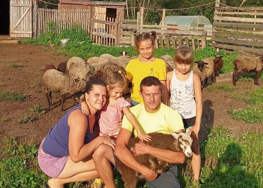 22 семьи Тверской области стали финалистами регионального этапа конкурса «Лучшее семейное подворье» 22 семьи Тверской области стали финалистами регионального этапа конкурса «Лучшее семейное подворье»