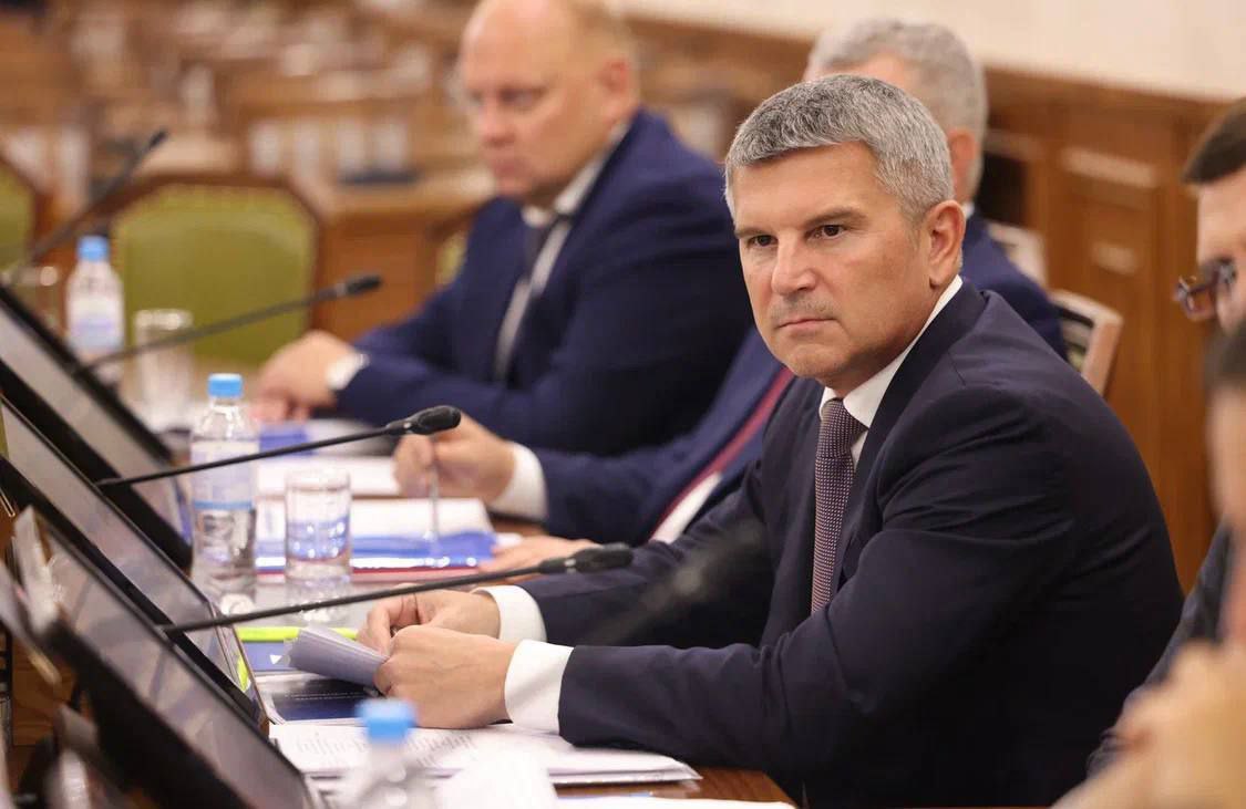 Игорь Маковский доложил Министру энергетики о повышении надежности электроснабжения в приграничье Игорь Маковский доложил Министру энергетики о повышении надежности электроснабжения в приграничье