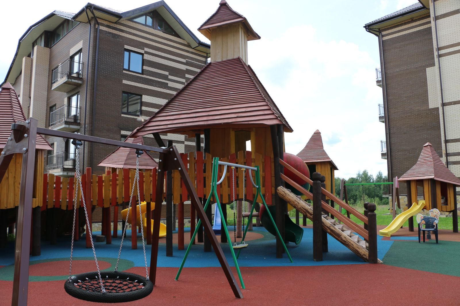 Что выбрать и как купить: обзор жилых комплексов и таунхаусов в Твери и вблизи областного центра