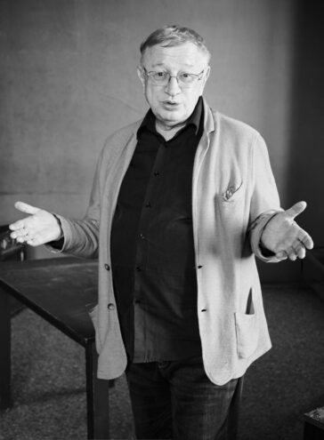 Актер Тверского ТЮЗа награжден медалью ордена "За заслуги перед Отечеством" I степени Актер Тверского ТЮЗа награжден медалью ордена "За заслуги перед Отечеством" I степени