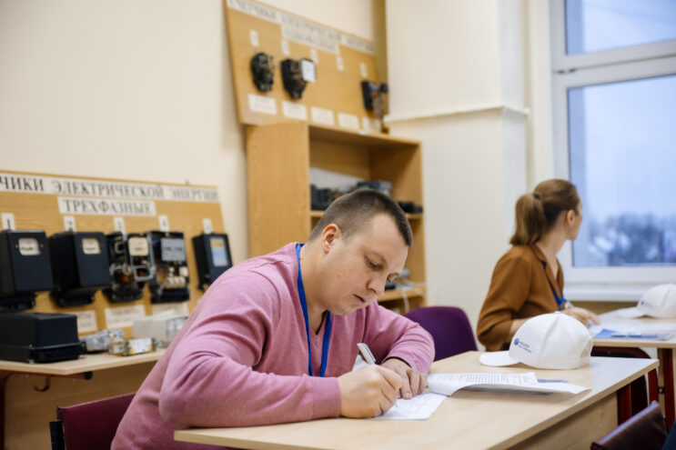 Больше 900 сотрудников Тверьэнерго повысили квалификацию в 2023 году