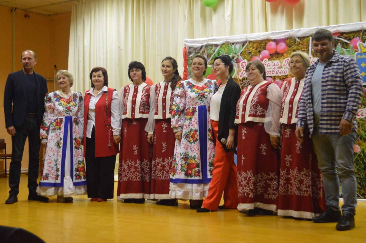 В Тверской области в селе Рождествено Калининского округа провели фестиваль клюквы В Тверской области в селе Рождествено Калининского округа провели фестиваль клюквы