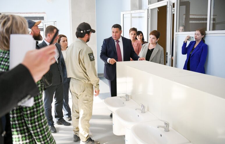 Игорь Руденя проинспектировал ход строительства новых школ в Твери