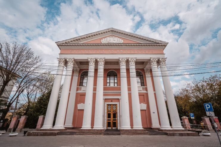 В Твери состоится презентация художественной книги о героях СВО