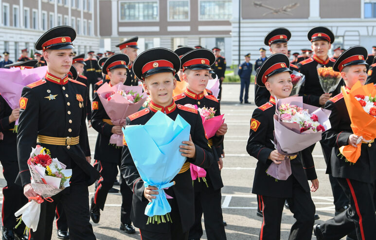 1 сентября больше 500 будущих защитников Отечества начали учебу в Тверском суворовском военном училище
