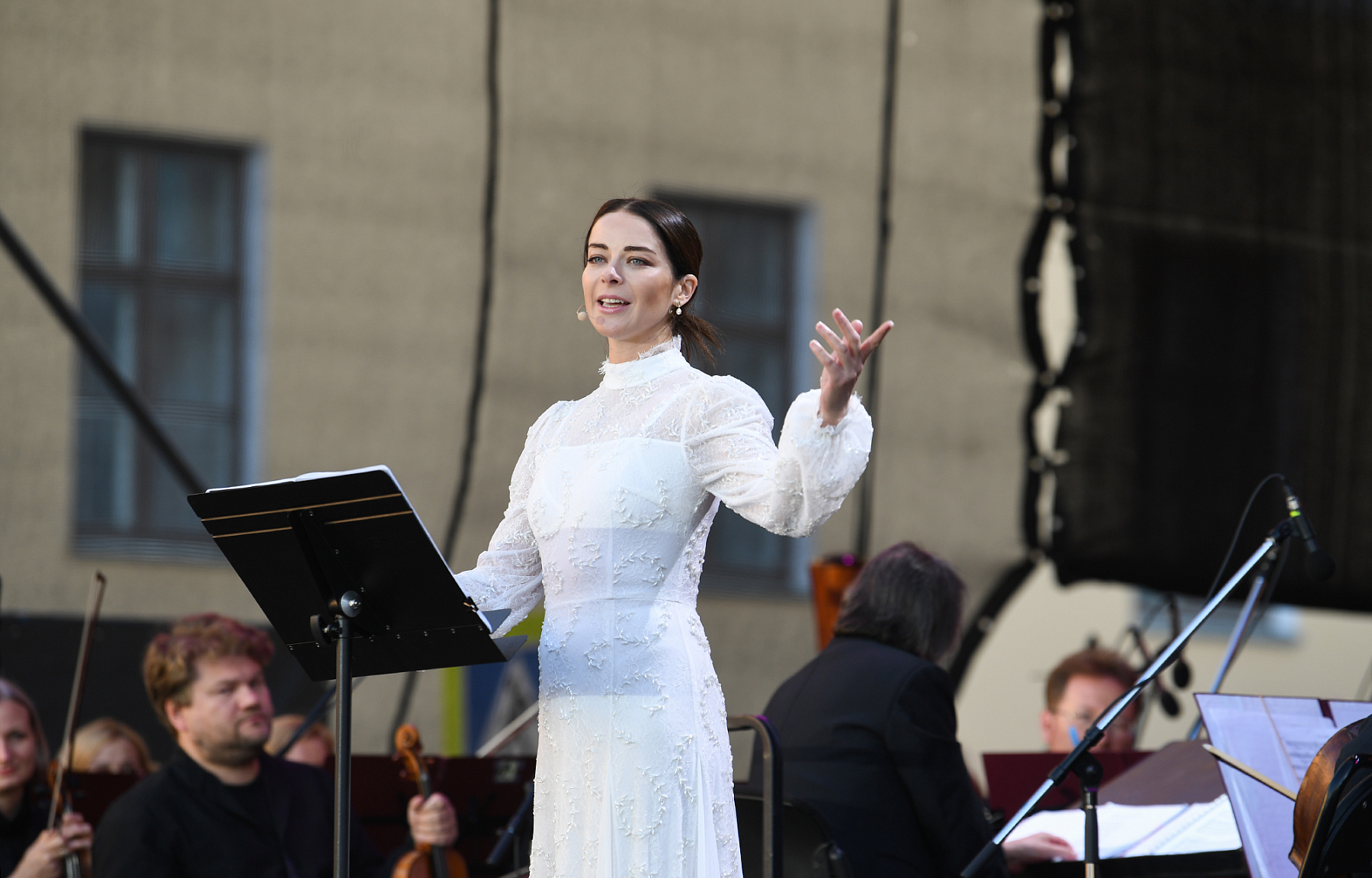 Фестиваль искусств: В Твери под открытым небом прошел концерт оркестра Юрия Башмета