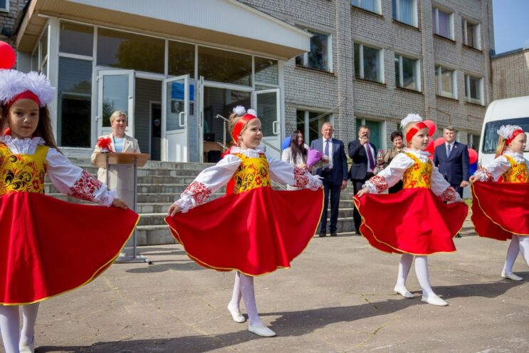 Торжественная линейка прошла в Калашниковском колледже
