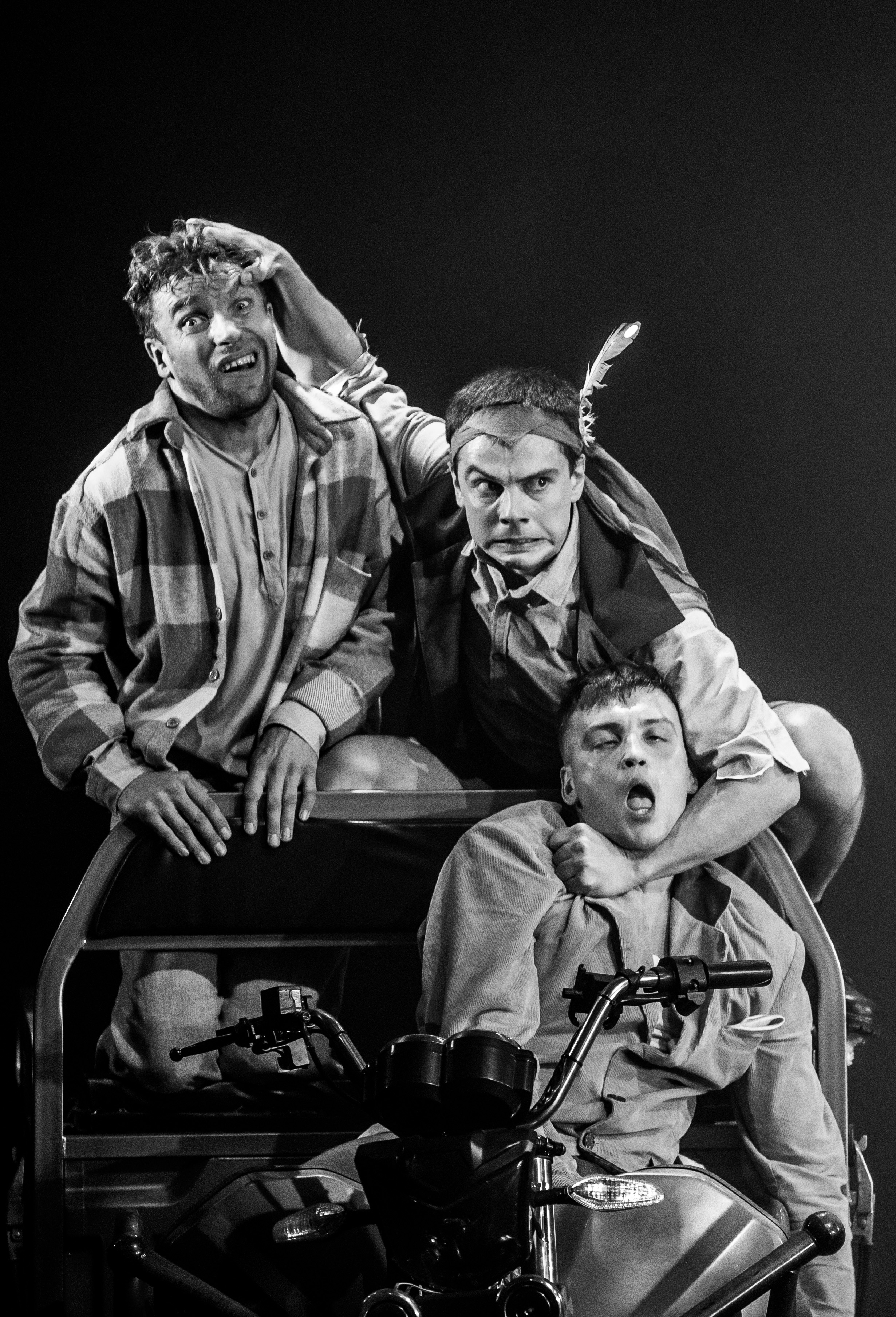 Вождь краснокожих: В Тверском ТЮЗе мошенники похитили не того мальчика