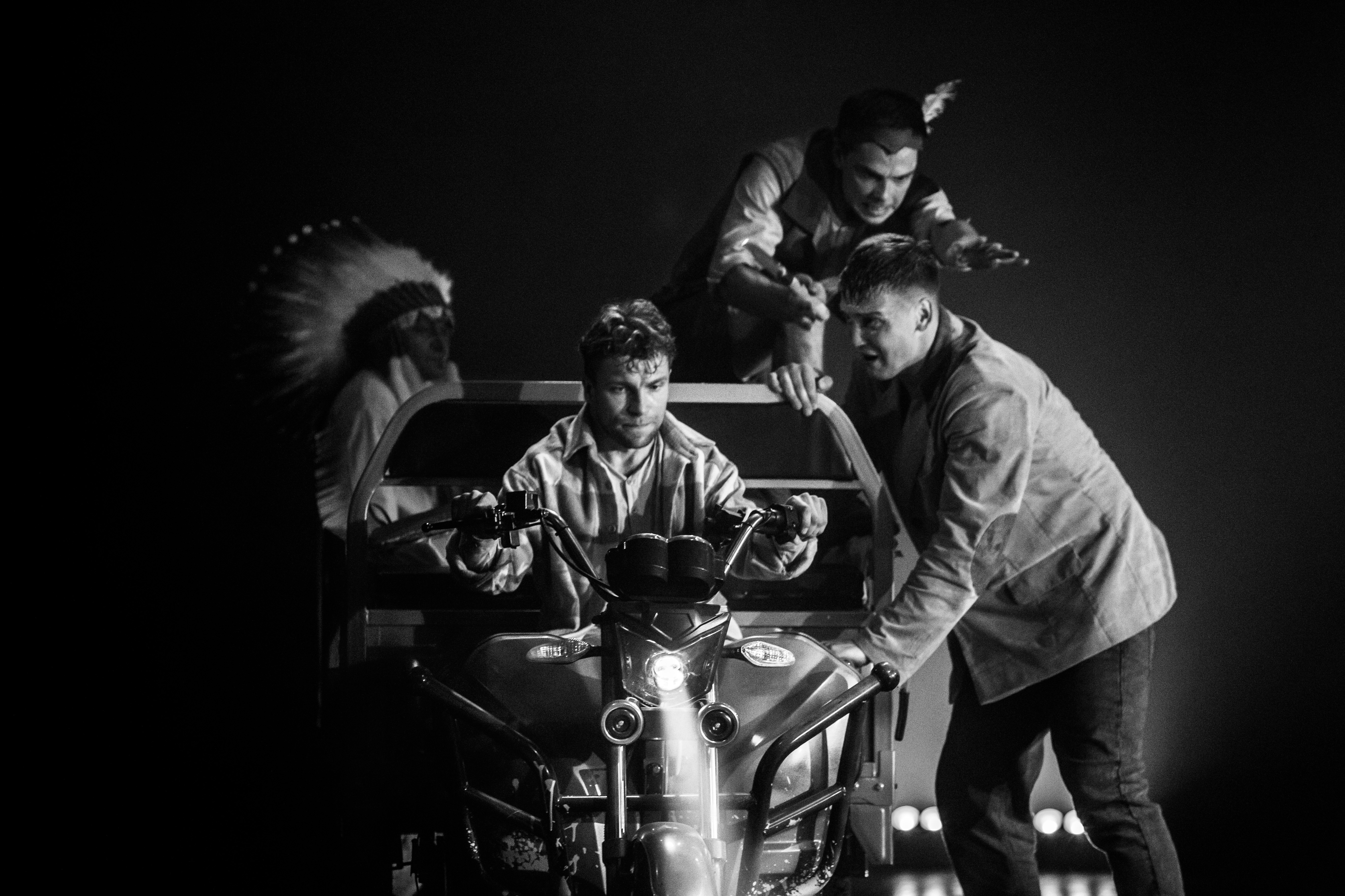 Вождь краснокожих: В Тверском ТЮЗе мошенники похитили не того мальчика