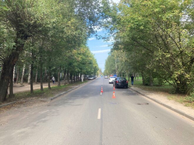 В Твери на бульваре Гусева сбили ребенка В Твери на бульваре Гусева сбили ребенка