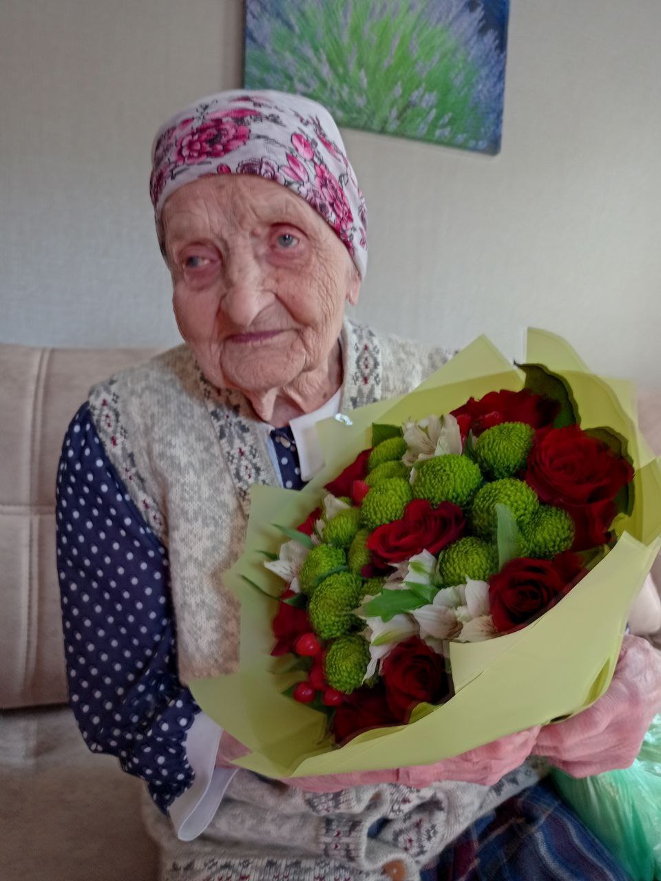 Игорь Руденя поздравил со 101-летием ветерана Великой Отечественной войны Елизавету Гончарову Игорь Руденя поздравил со 101-летием ветерана Великой Отечественной войны Елизавету Гончарову