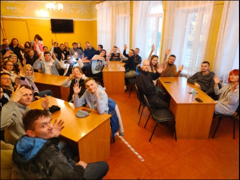 В Твери отметят День русского жестового языка