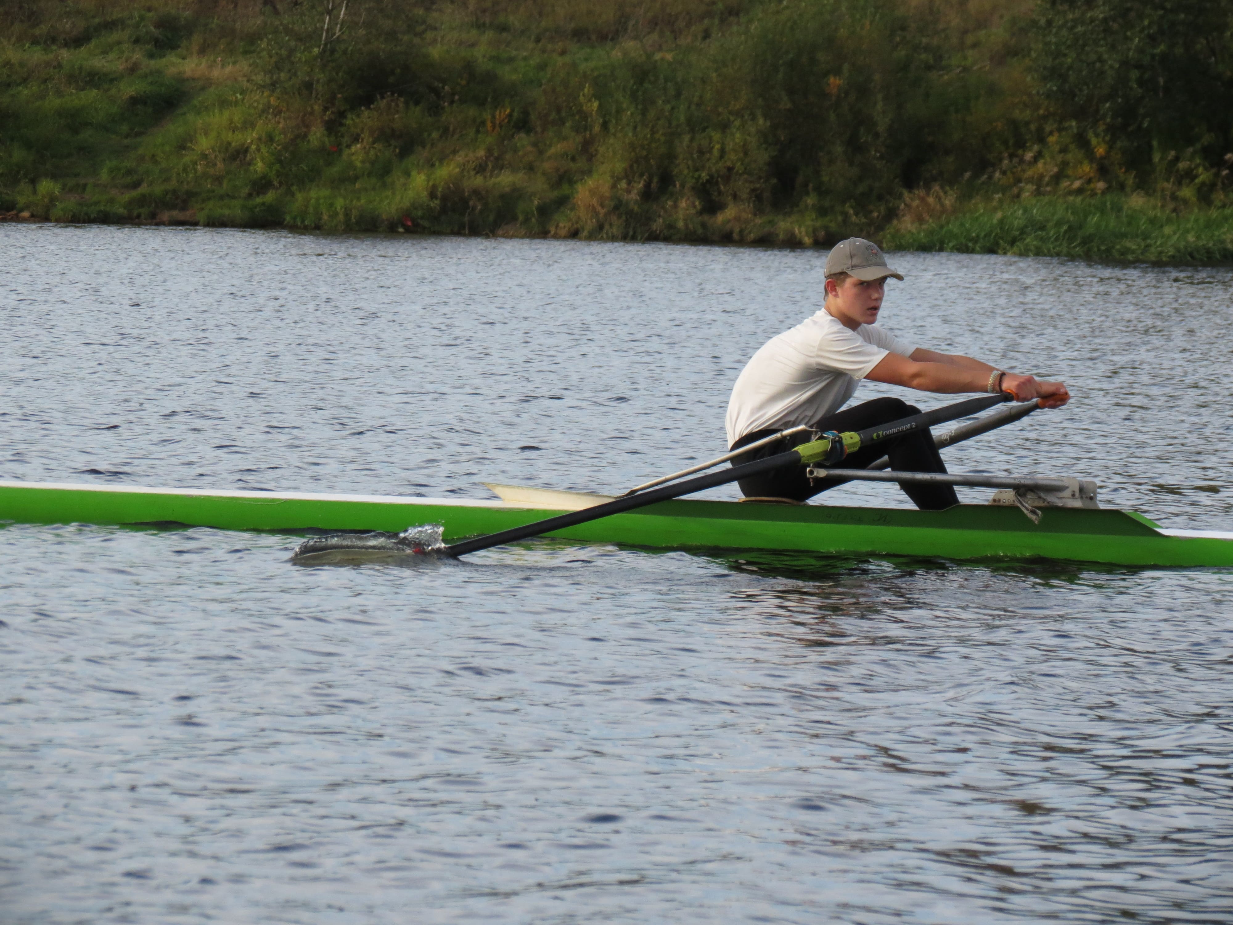 В Твери прошли соревнования по гребному спорту
