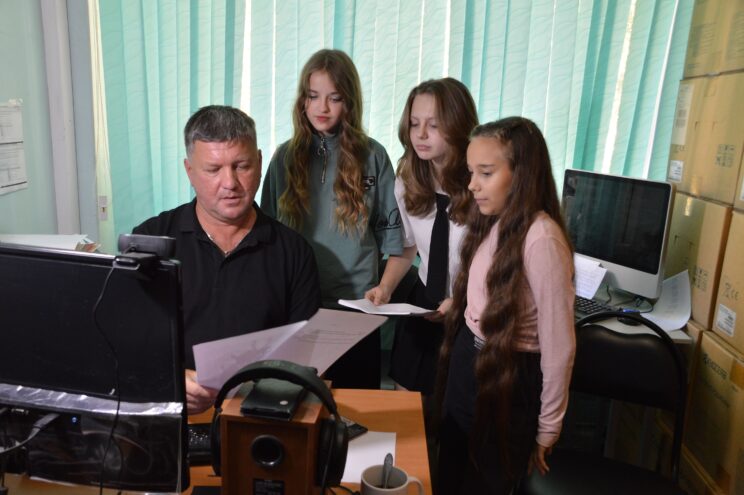 Школьники из Твери учатся снимать кино и мультфильмы Школьники из Твери учатся снимать кино и мультфильмы