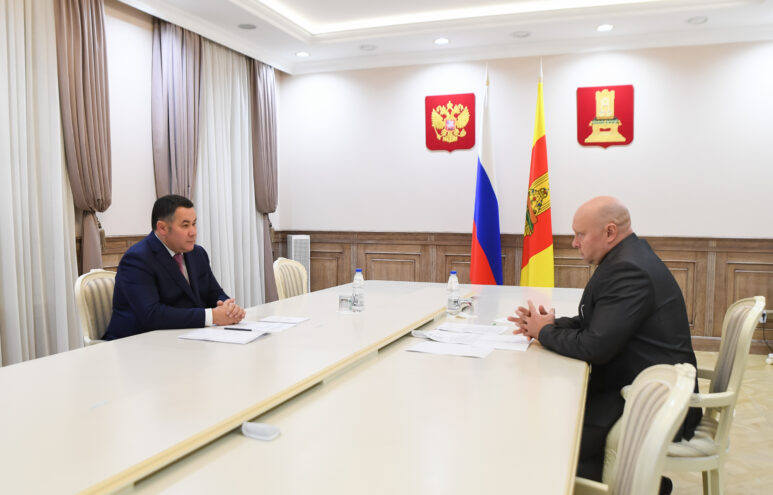 Игорь Руденя и Вадим Сивицкий обсудили актуальные вопросы развития Бельского округа Игорь Руденя и Вадим Сивицкий обсудили актуальные вопросы развития Бельского округа