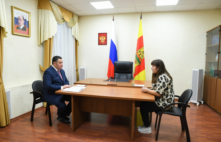 В деревне Черногубово Тверской области оборудуют остановочные пункты В деревне Черногубово Тверской области оборудуют остановочные пункты