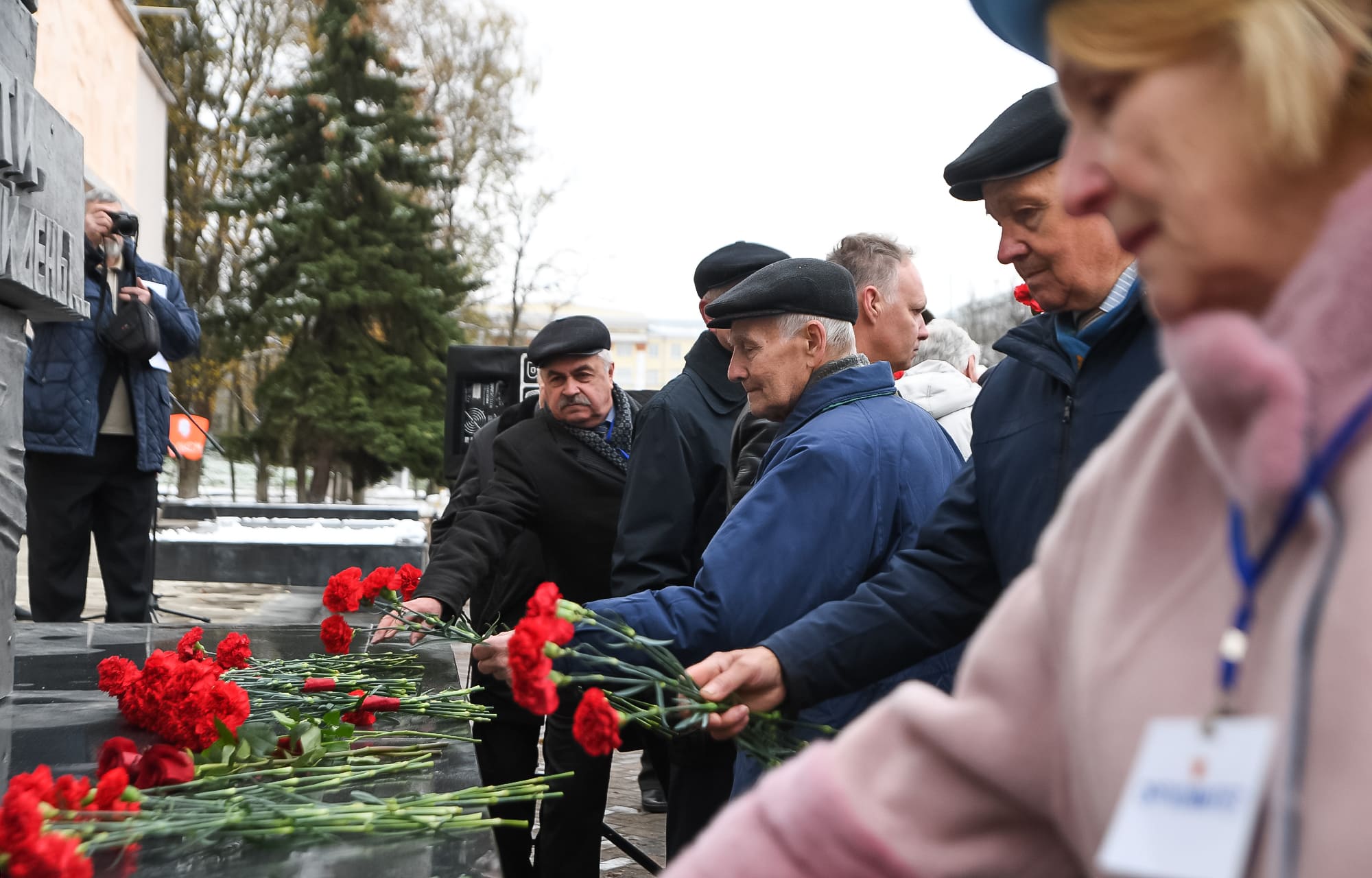 В день 105-летия образования ВЛКСМ в Твери наградили ветеранов комсомола