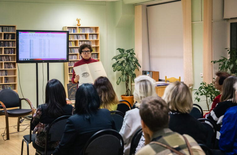«Петербургский текст» Александра Бенуа: Юлия Овсянникова рассказала, как иллюстрировался «Медный всадник» «Петербургский текст» Александра Бенуа: Юлия Овсянникова рассказала, как иллюстрировался «Медный всадник»