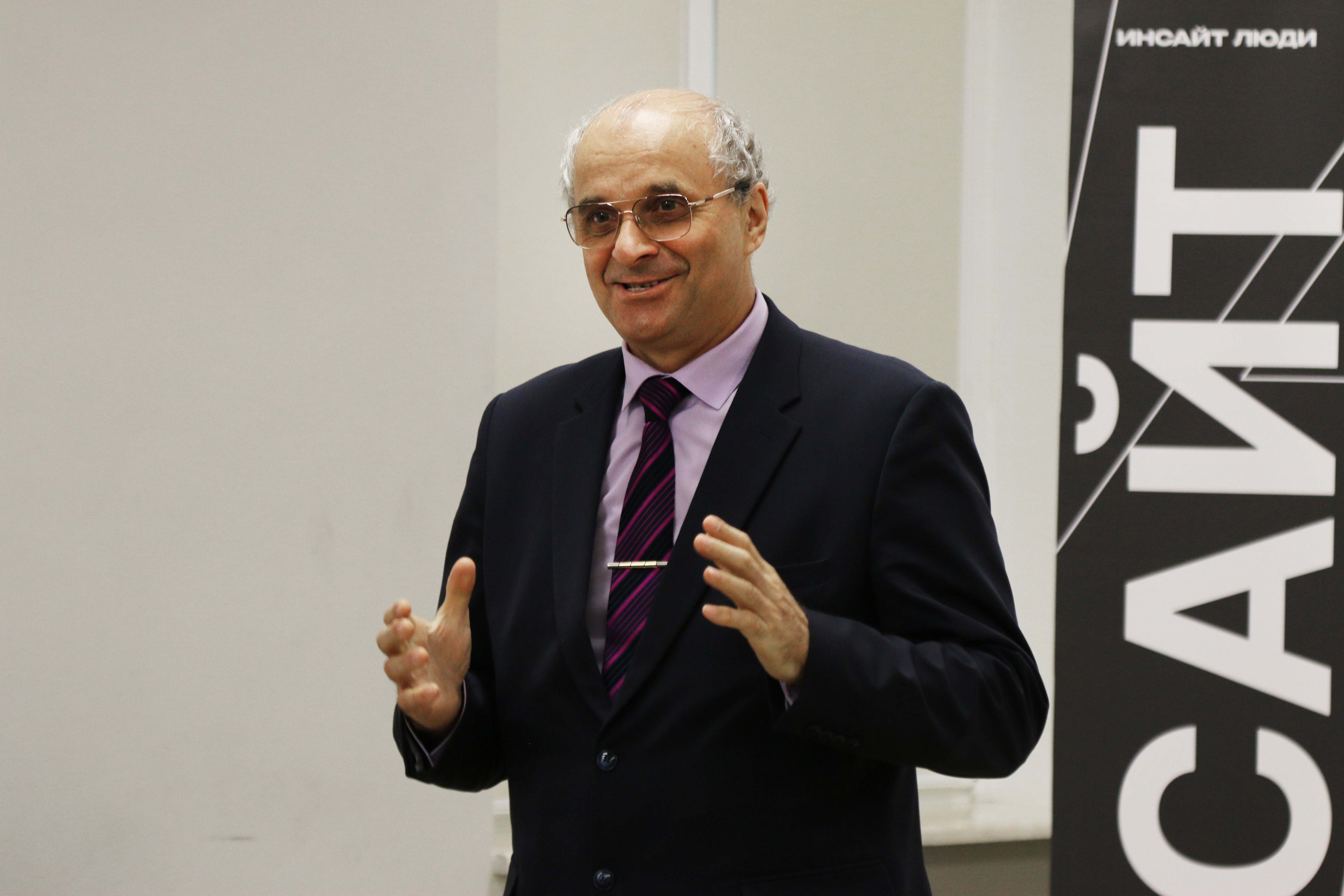 В Твери начала работу первая муниципальная школа блогеров