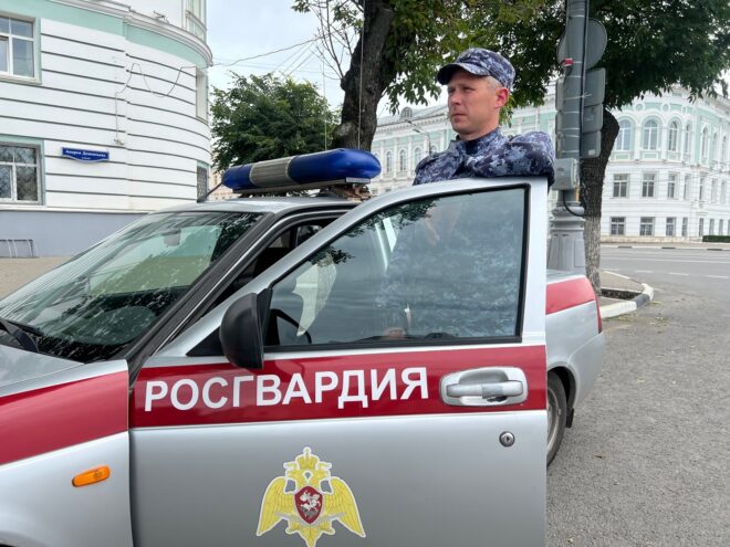 В Твери рецидивист пытался похитить крем для ног, бритву и чипсы из магазина В Твери рецидивист пытался похитить крем для ног, бритву и чипсы из магазина