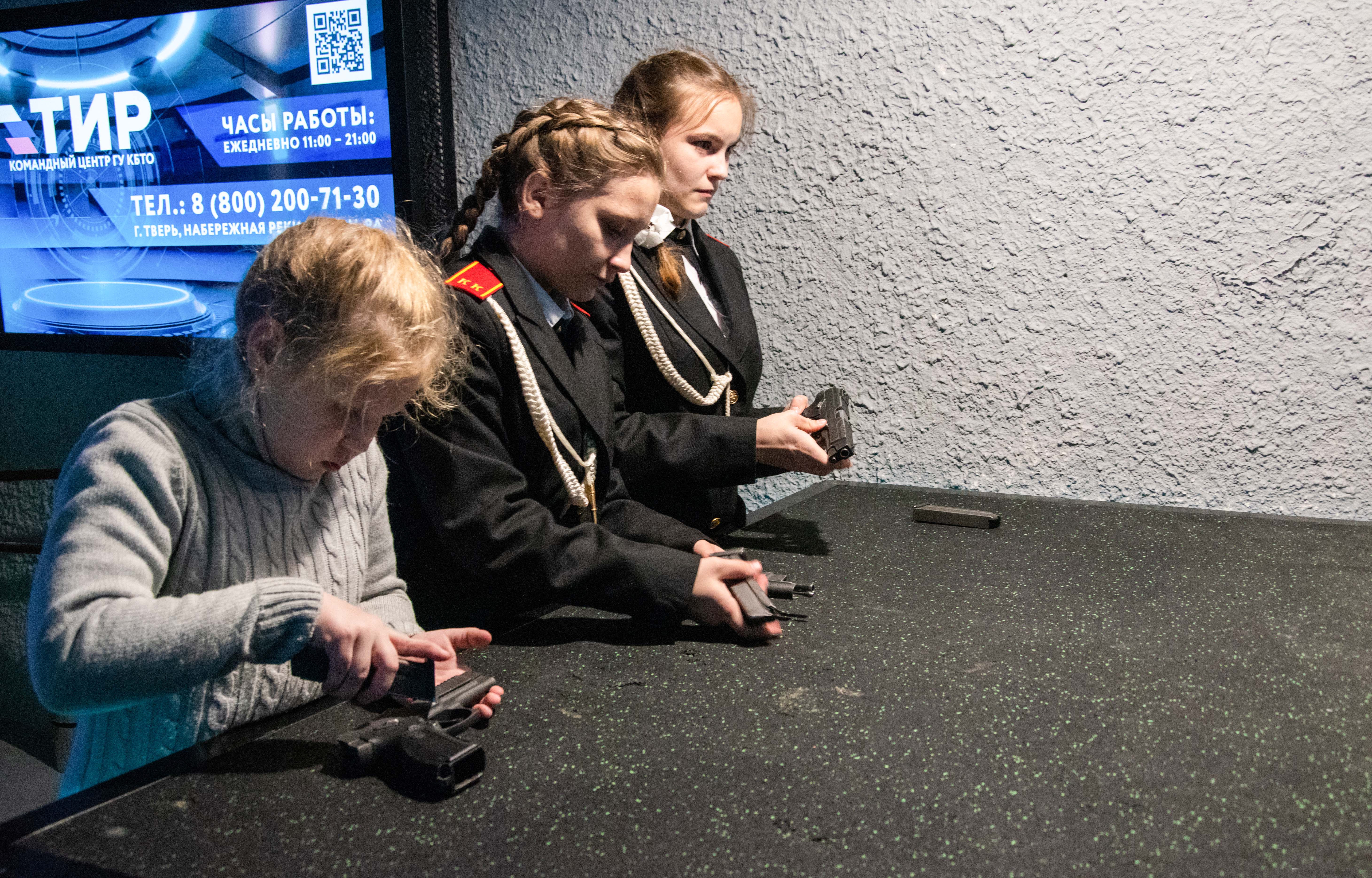 В Твери прошла акция «#Горжусь Россией. Горжусь Президентом»