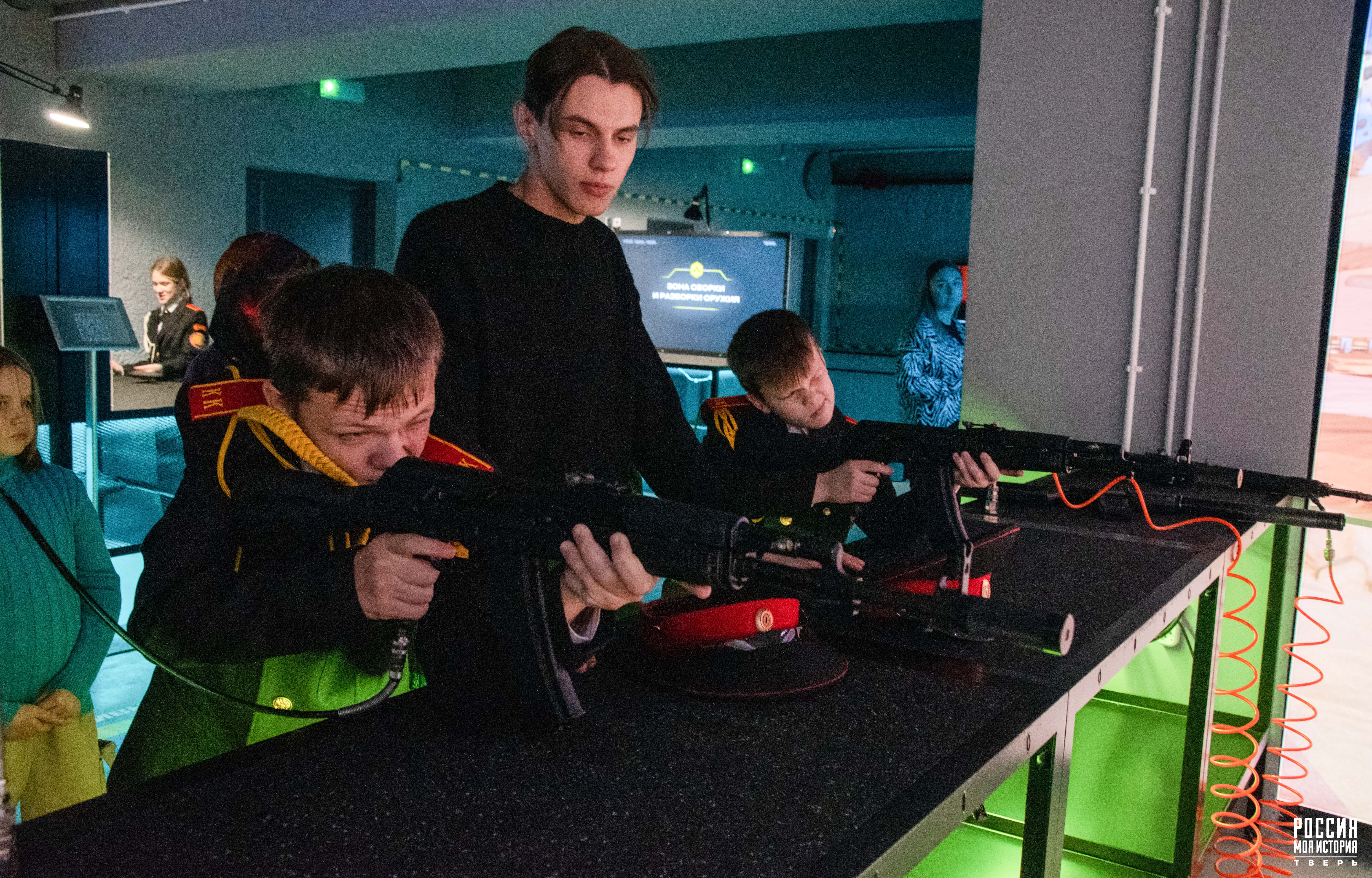 В Твери прошла акция «#Горжусь Россией. Горжусь Президентом»