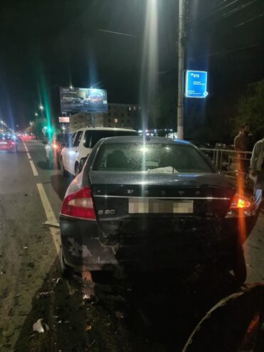В Твери произошла авария с участием пяти автомобилей
