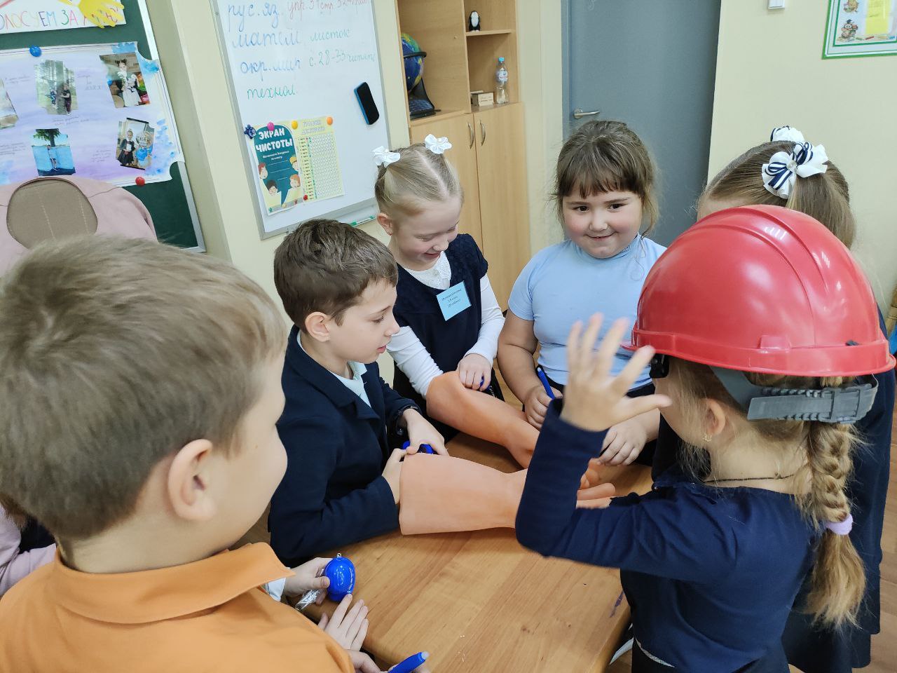 Специалисты «Тверьэнерго» обучают школьников энергосбережению