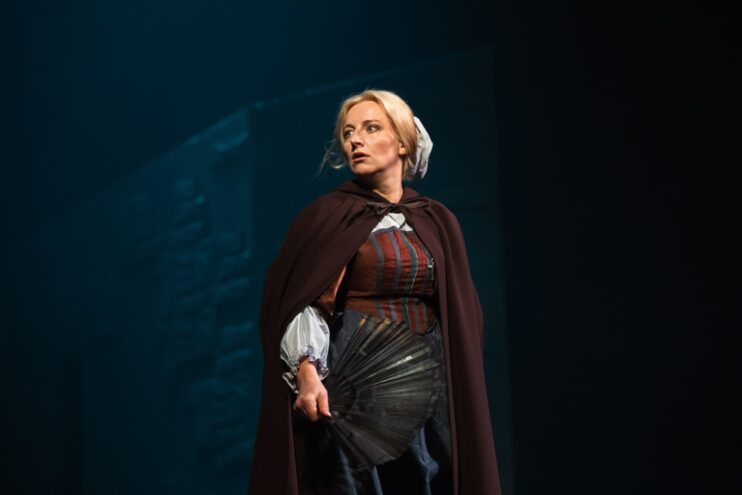 Актрисе Тверского театра драмы присвоили звание «Заслуженный артист Российской Федерации» Актрисе Тверского театра драмы присвоили звание «Заслуженный артист Российской Федерации»