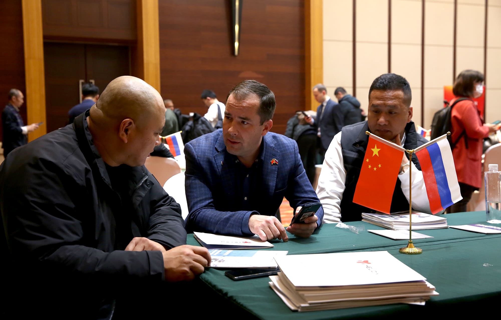 Компании Тверской области проводят встречи и переговоры в Китайской Народной Республике