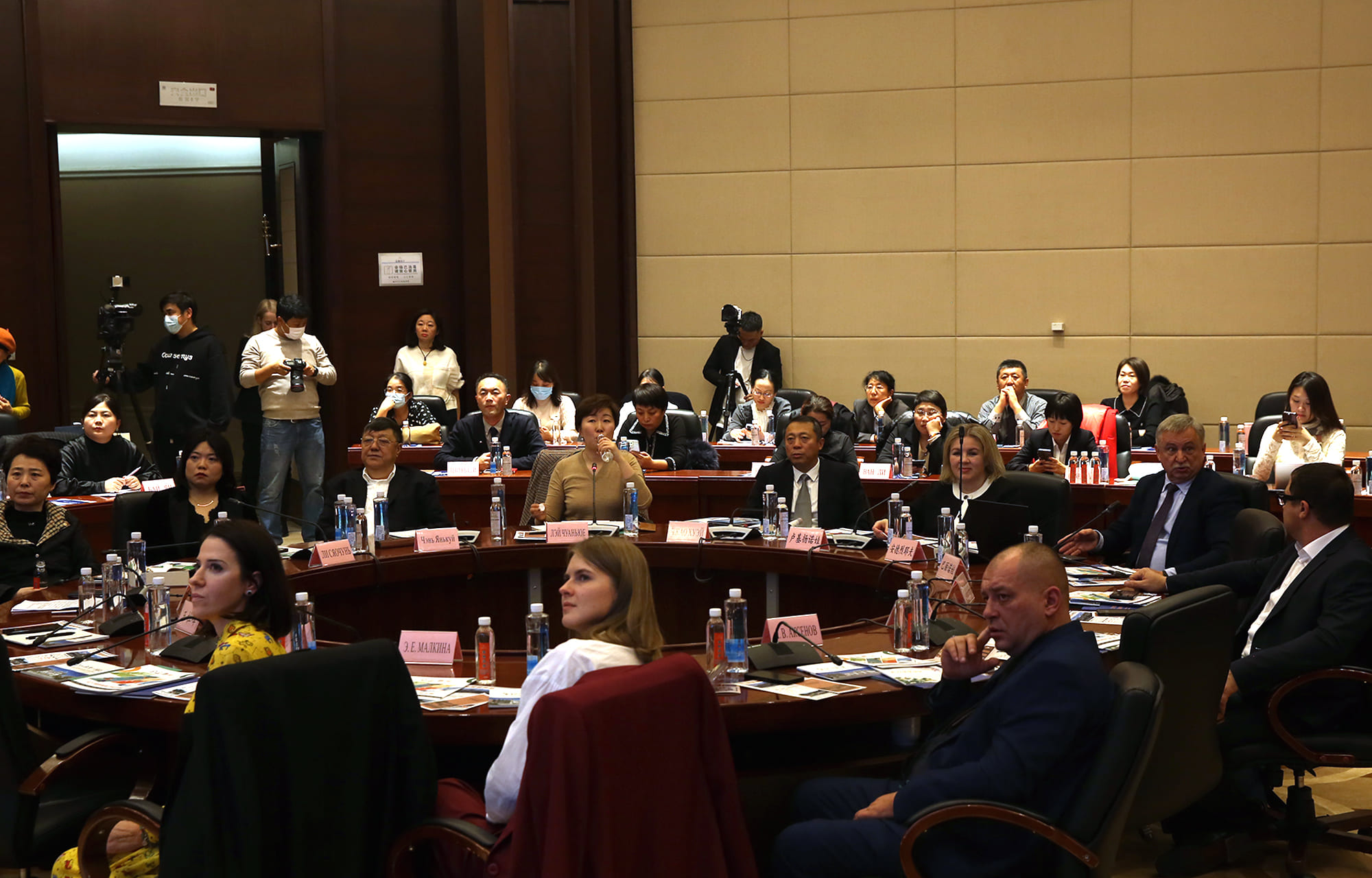 Компании Тверской области проводят встречи и переговоры в Китайской Народной Республике