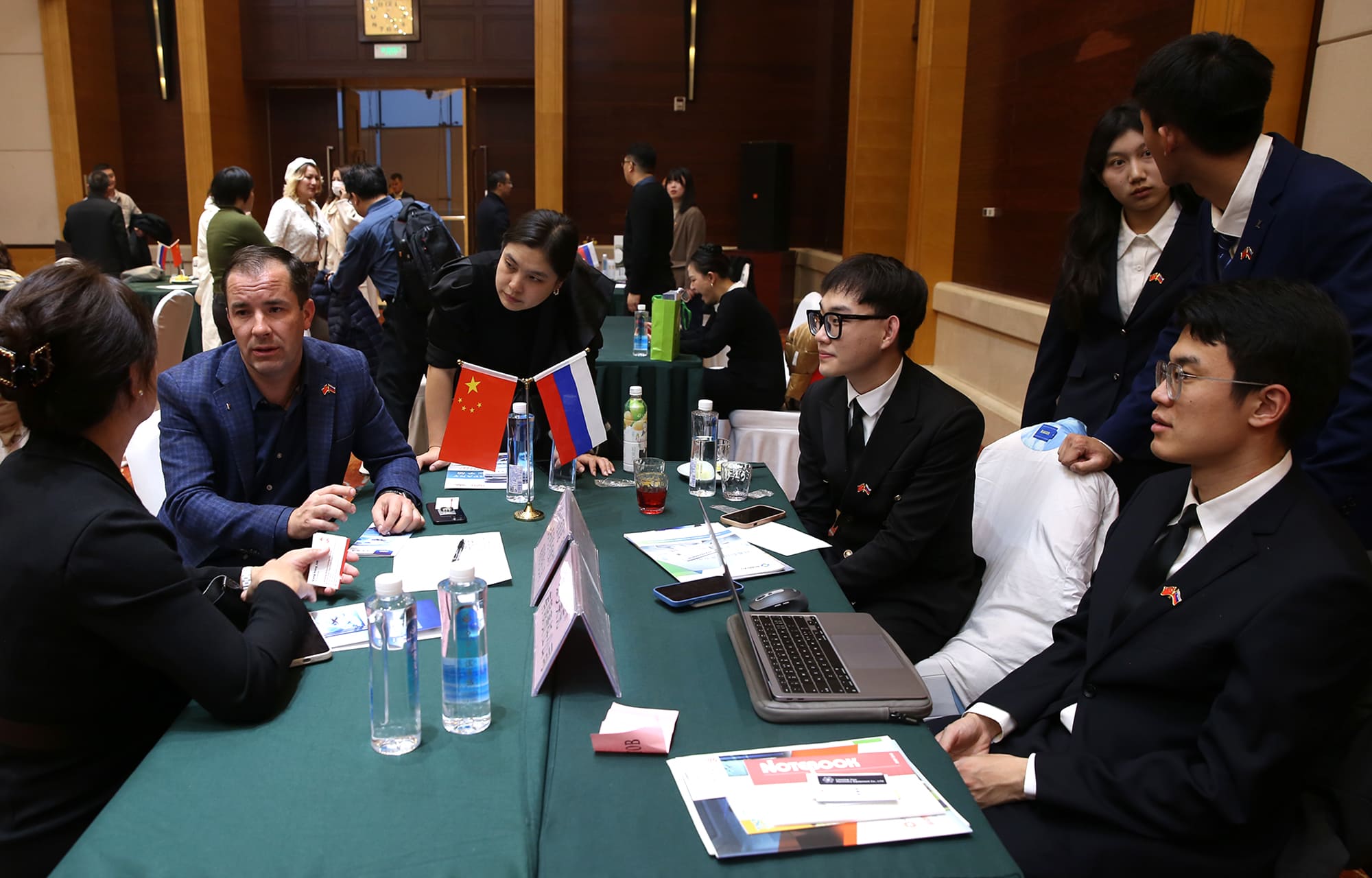 Компании Тверской области проводят встречи и переговоры в Китайской Народной Республике