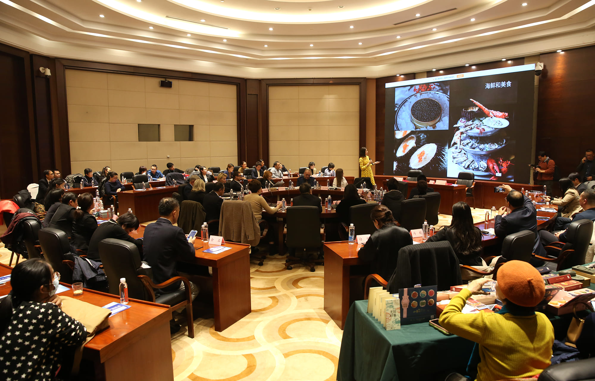 Компании Тверской области проводят встречи и переговоры в Китайской Народной Республике