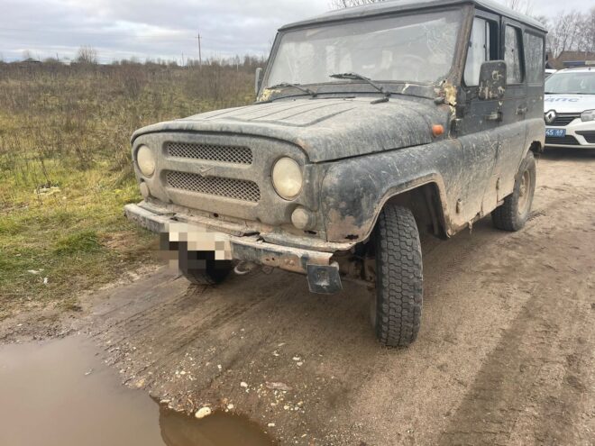 В Тверской области ребенок выпал из автомобиля