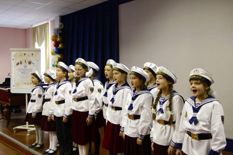 В Твери состоялось открытие проекта "Творчество юных под парусами Моряны"