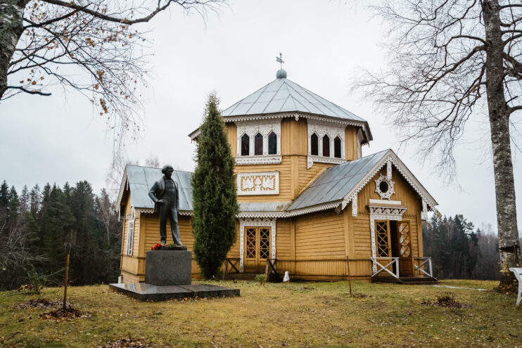 Блогер передал атмосферу известной "Академички" в Тверской области