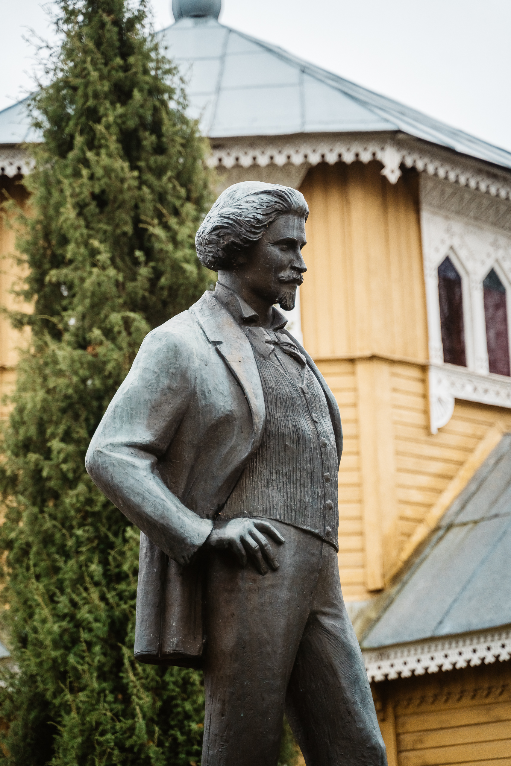 Блогер передал атмосферу известной "Академички" в Тверской области