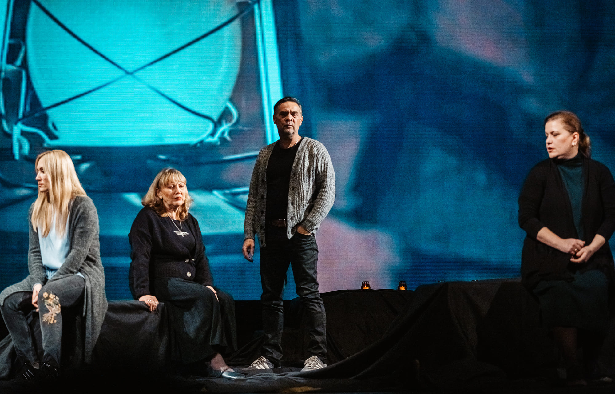 В Твери прошёл показ спектакля Донецкого музыкально-драматического театра «Я Zнаю праVду!»