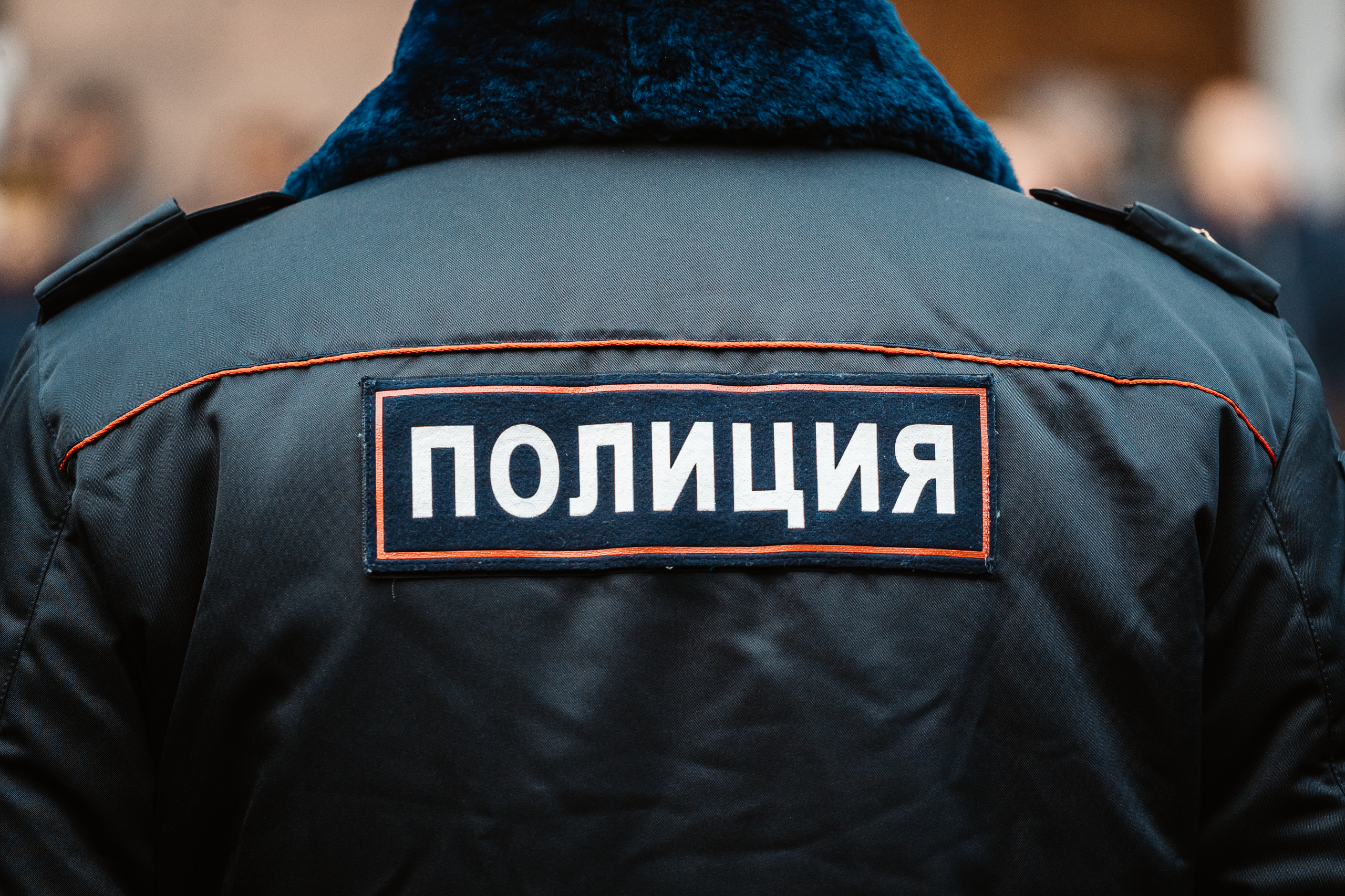 В Калязине задержали похитительниц элитного алкоголя Студента из Тверской области вместо девушки поджидали трое парней