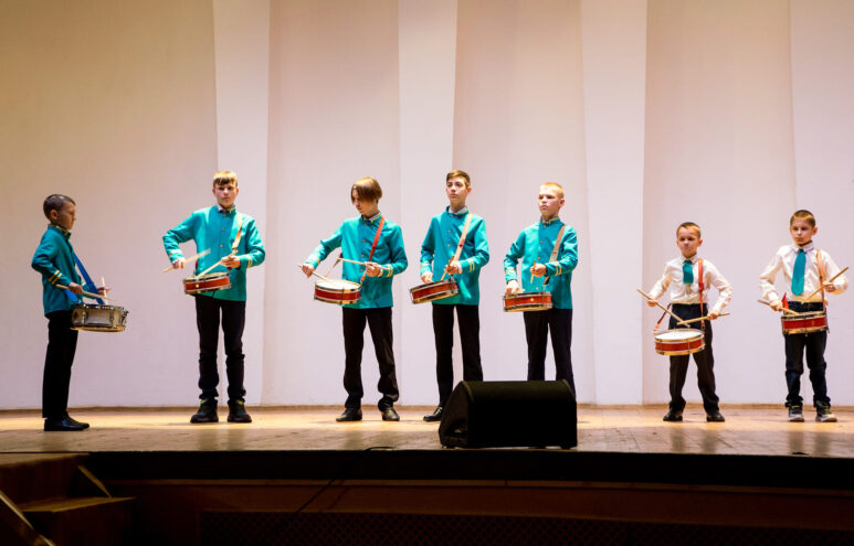 В Твери проходит вокальный конкурс «Мост в будущее» В Твери проходит вокальный конкурс «Мост в будущее»