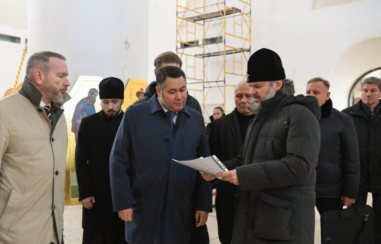 Игорь Руденя и митрополит Тверской и Кашинский Амвросий посетили восстанавливаемый Спасо-Преображенский собор
