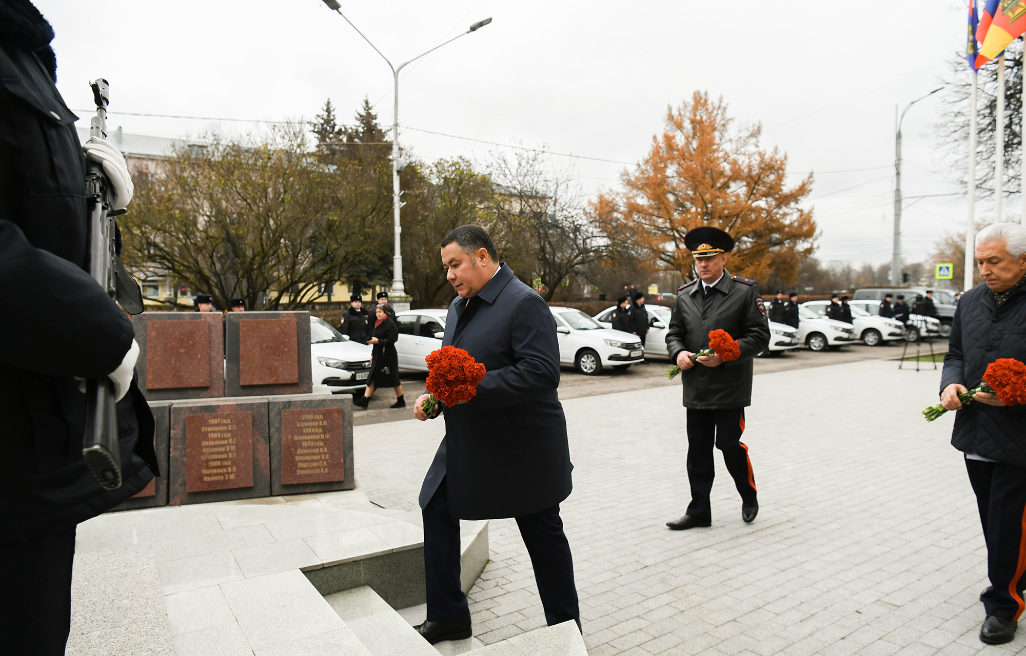 Подразделениям полиции Тверской области переданы новые служебные автомобили