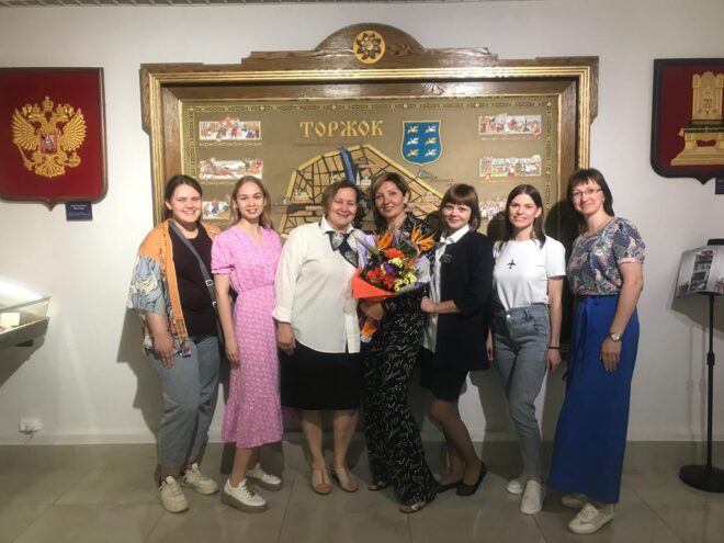 Елена Илющенкова: в узорах золотного шитья - история России Елена Илющенкова: в узорах золотного шитья - история России